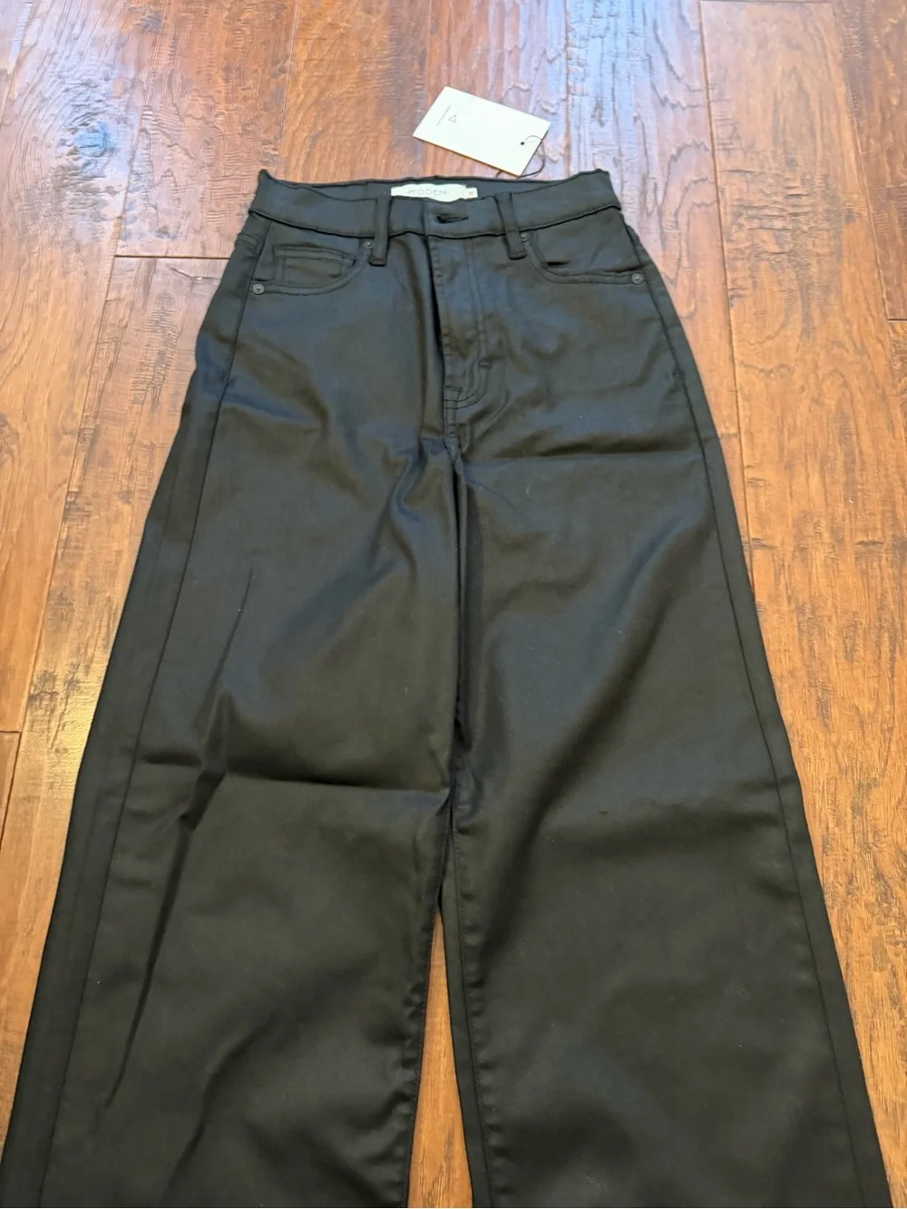 NWT Hidden Logan High Rise Dad Stretch Jeans